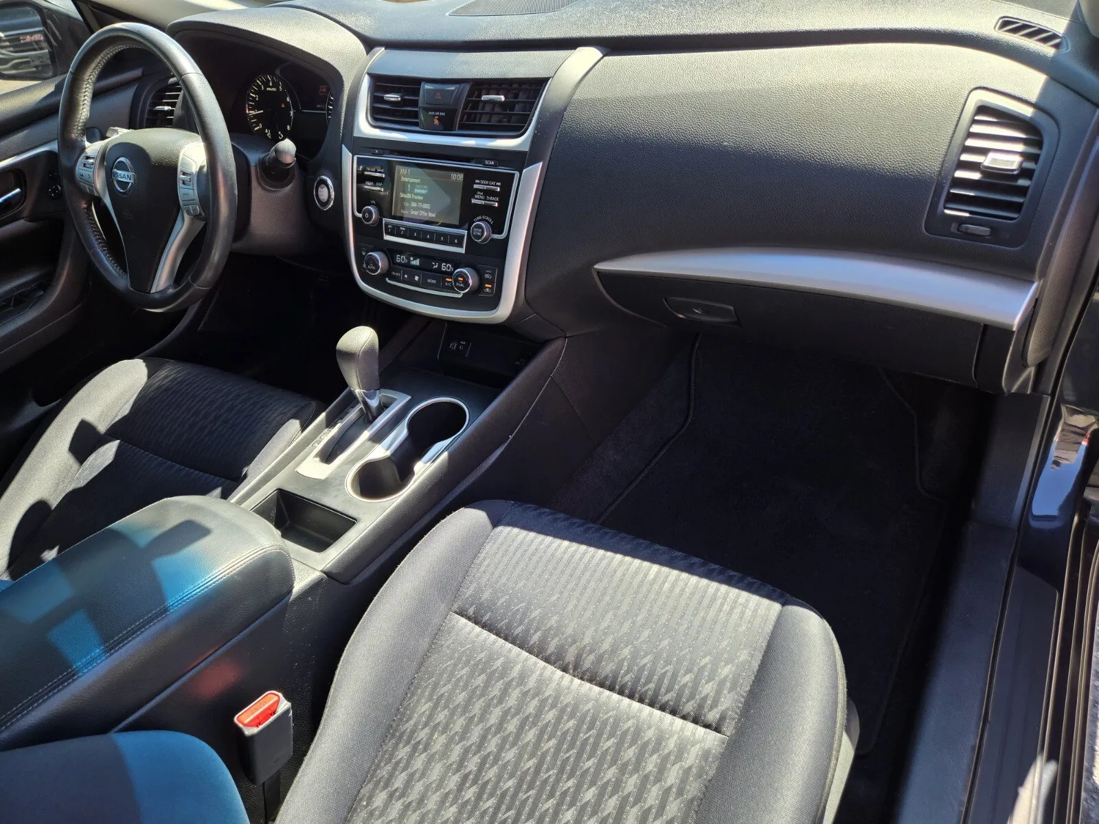 Nissan Altima photo 13