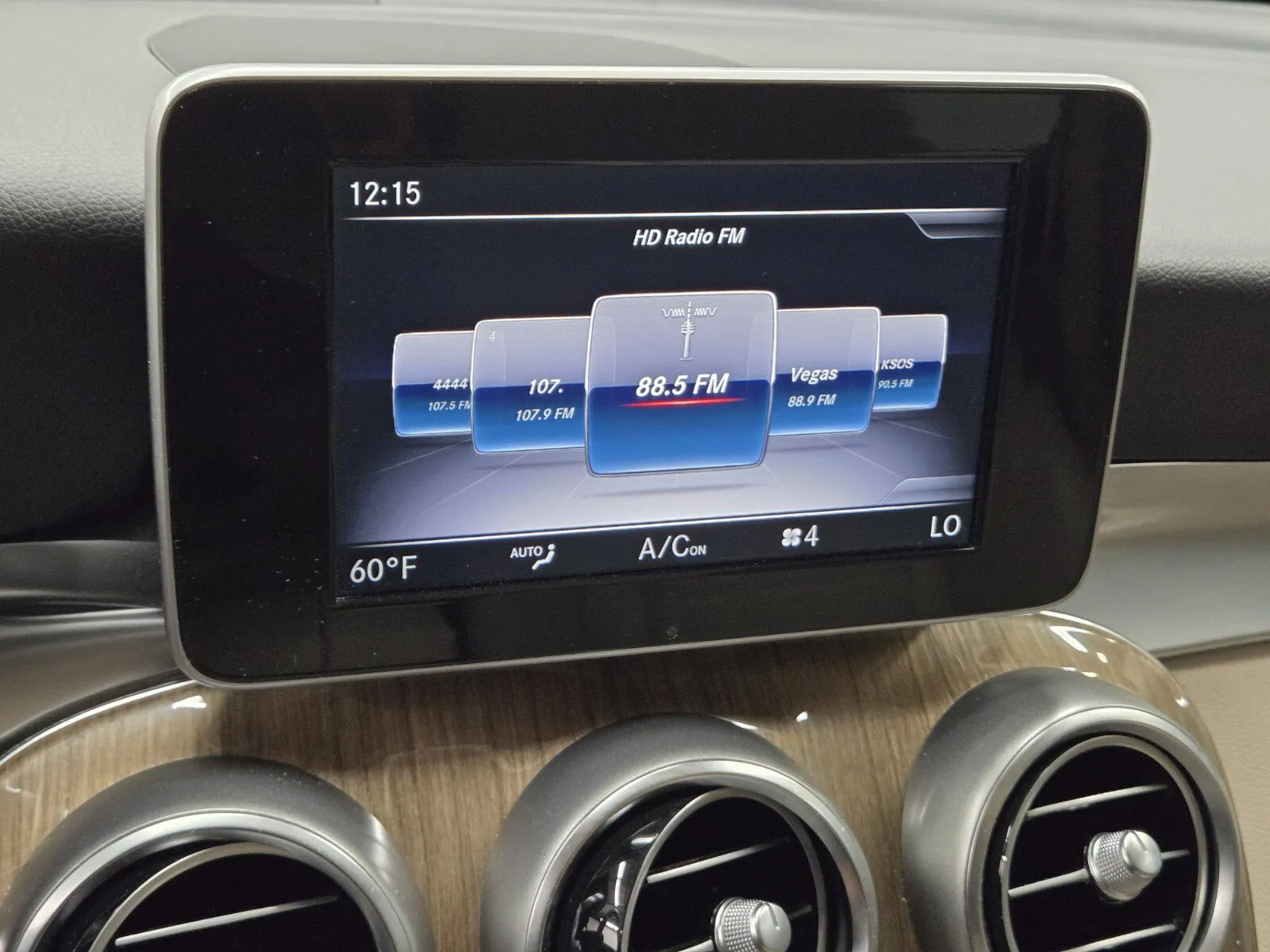 Mercedes-Benz GLC photo 19