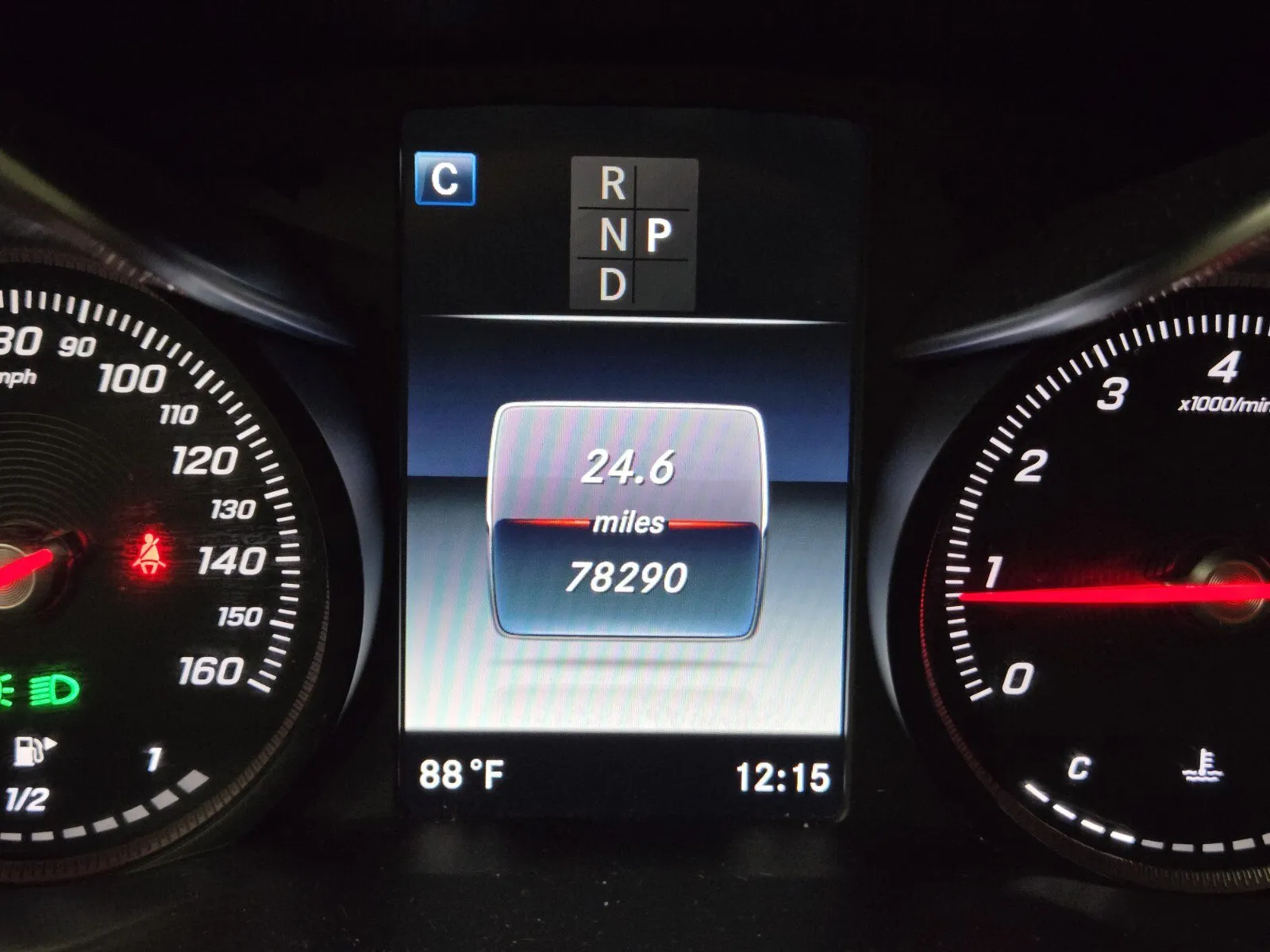 Mercedes-Benz GLC photo 18