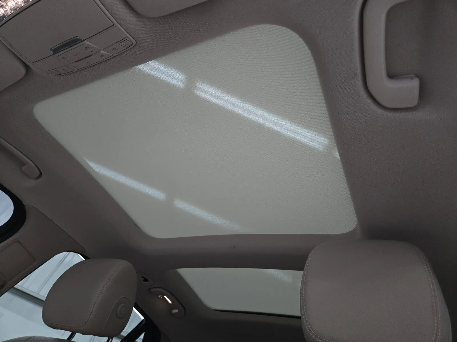 Mercedes-Benz GLC photo 9