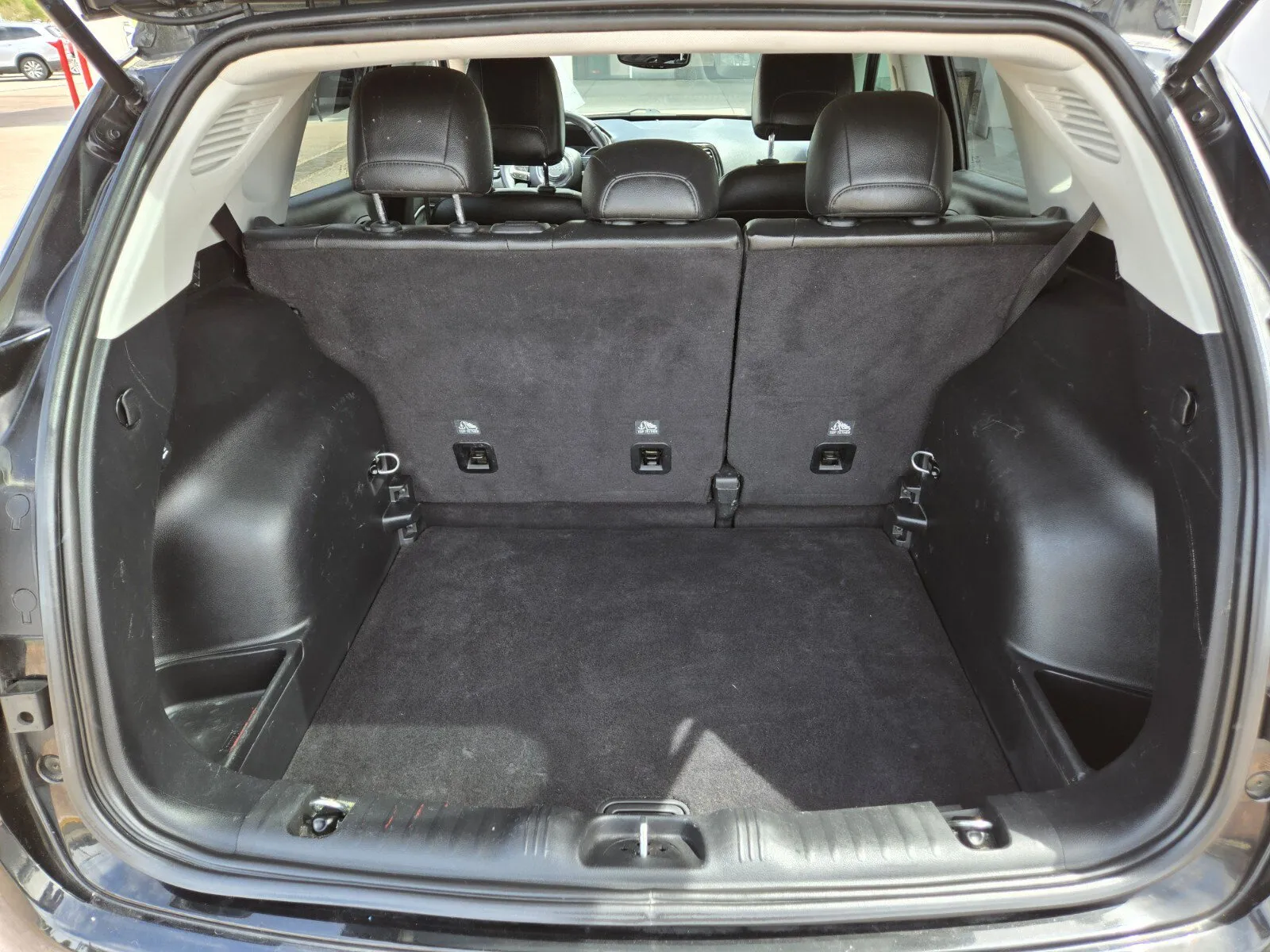 Jeep Compass photo 11