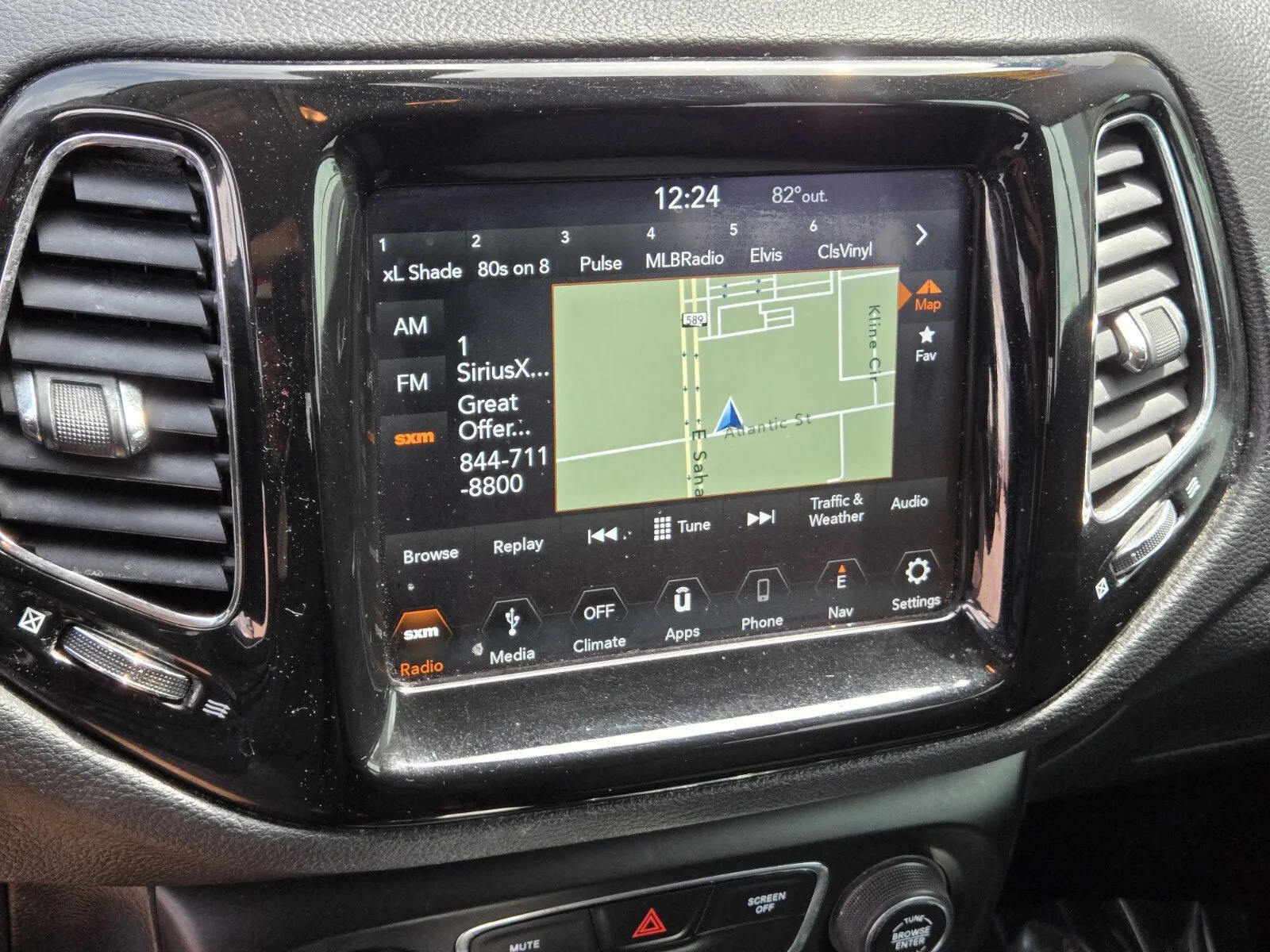 Jeep Compass photo 18