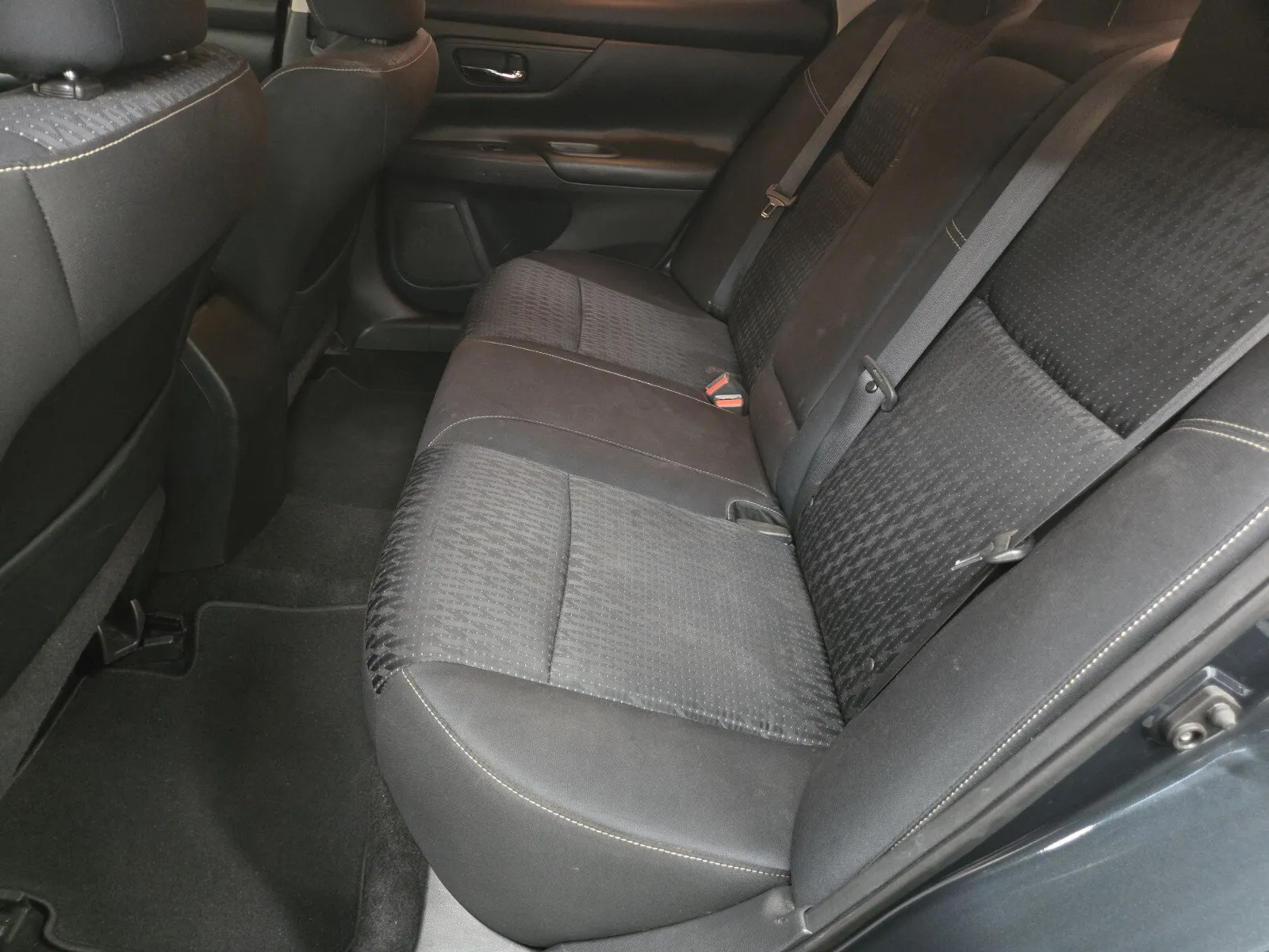 Nissan Altima photo 8