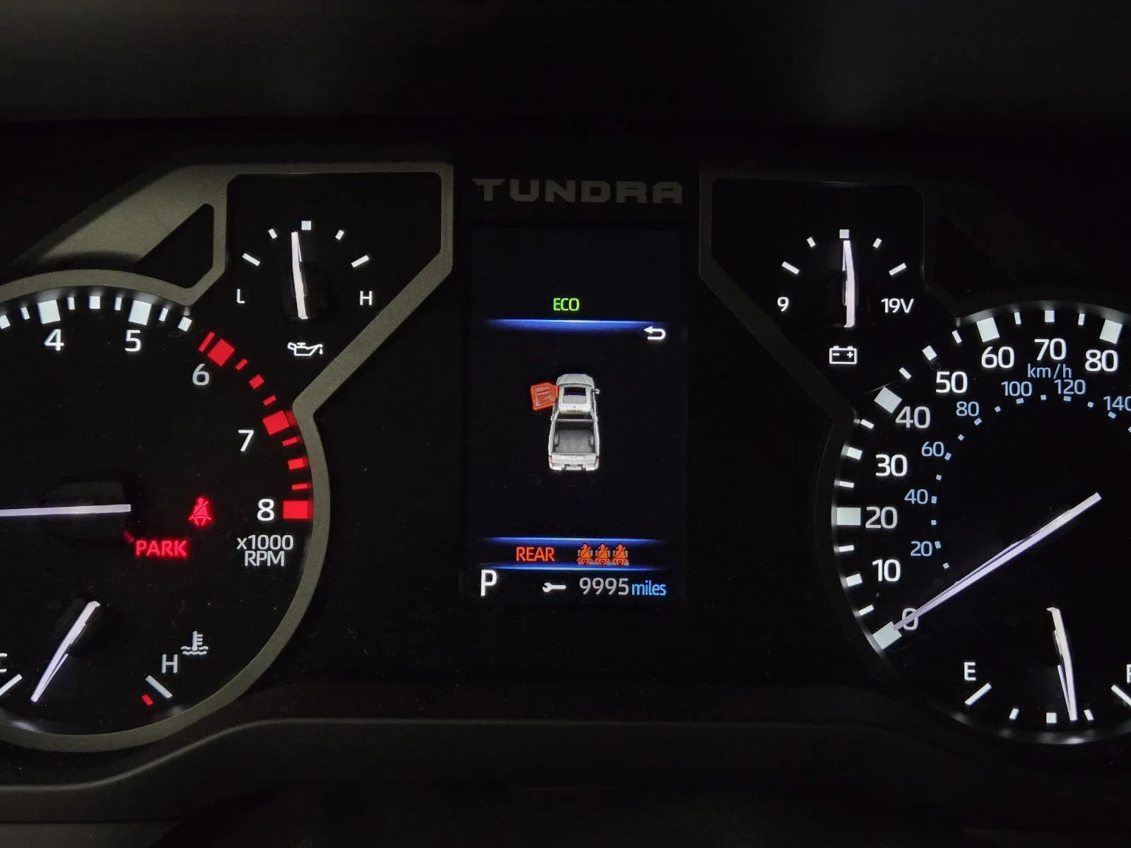 Toyota Tundra photo 16
