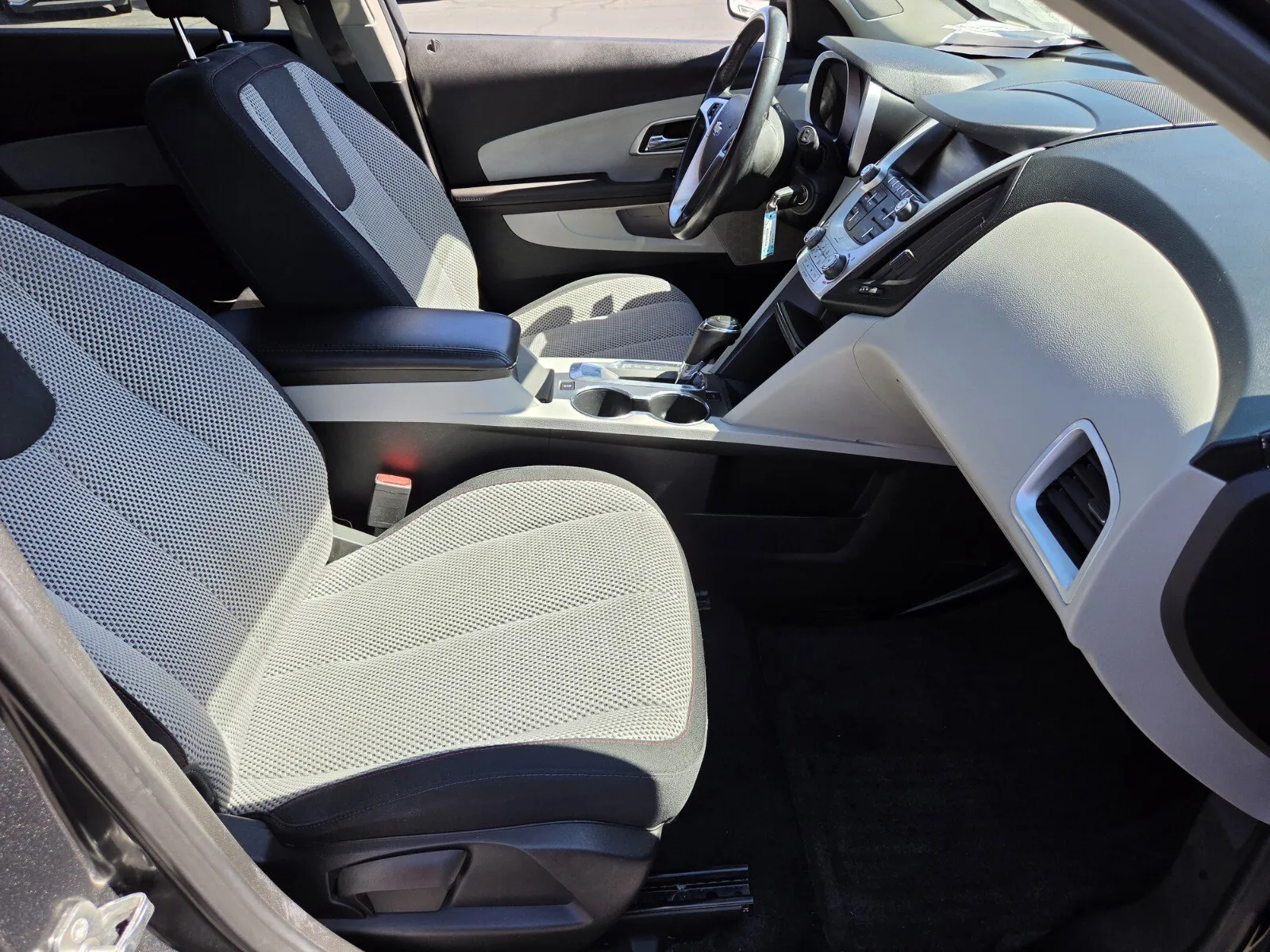 Chevrolet Equinox photo 12