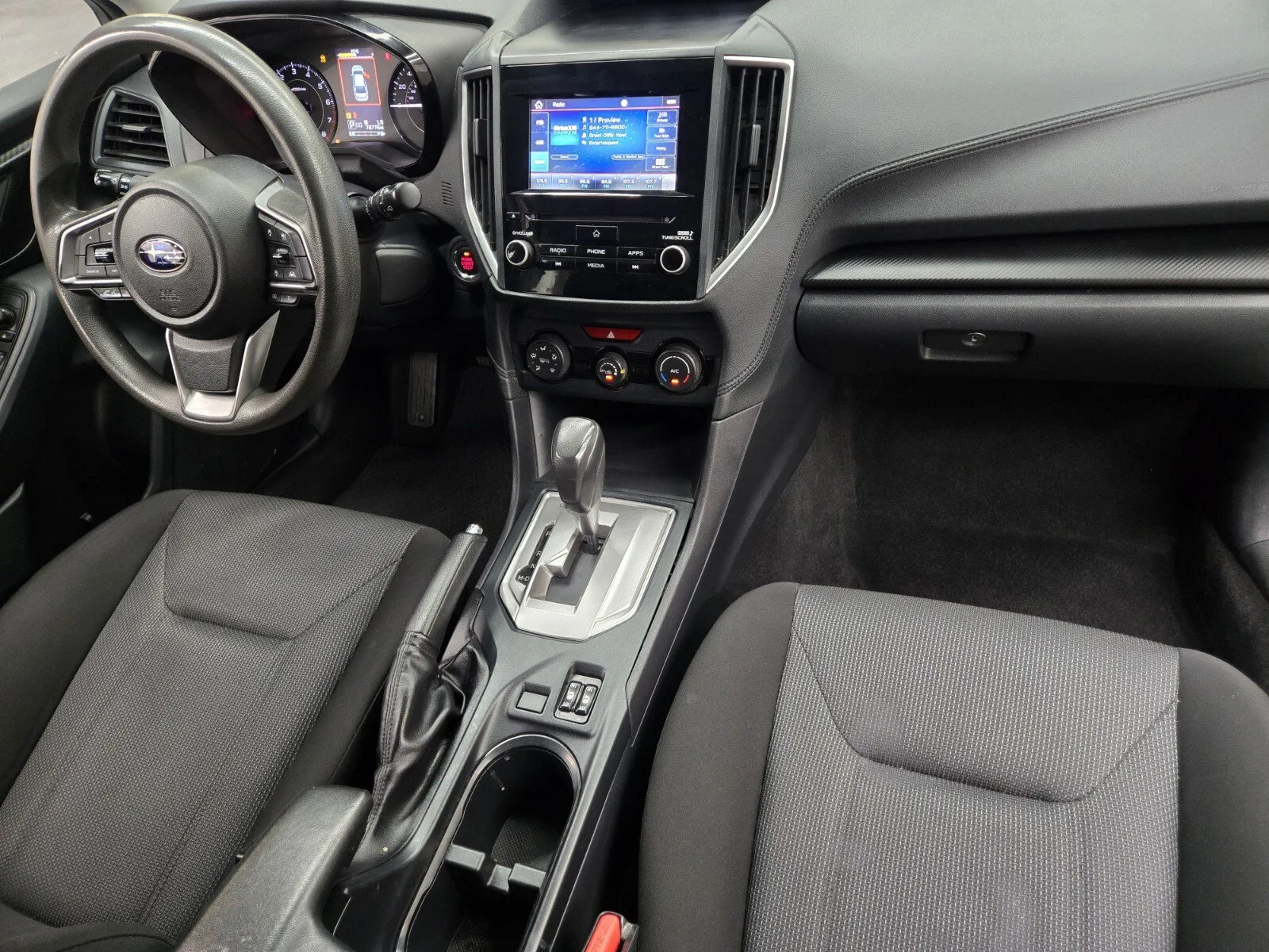 Subaru Impreza photo 14