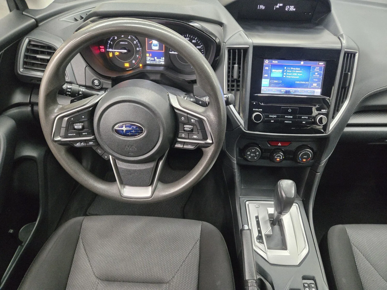 Subaru Impreza photo 10