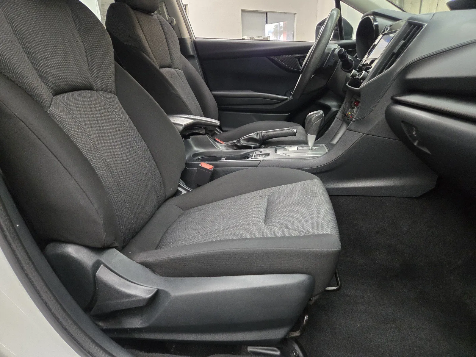Subaru Impreza photo 13