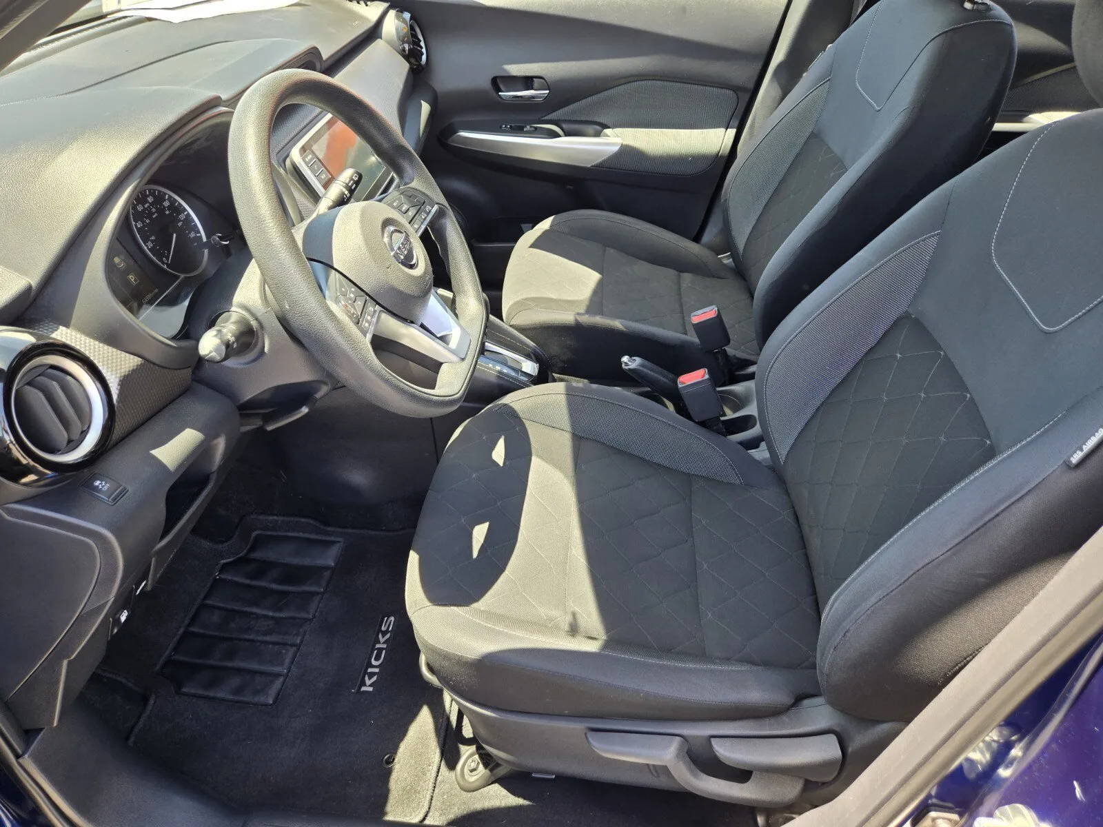 Nissan Kicks photo 7