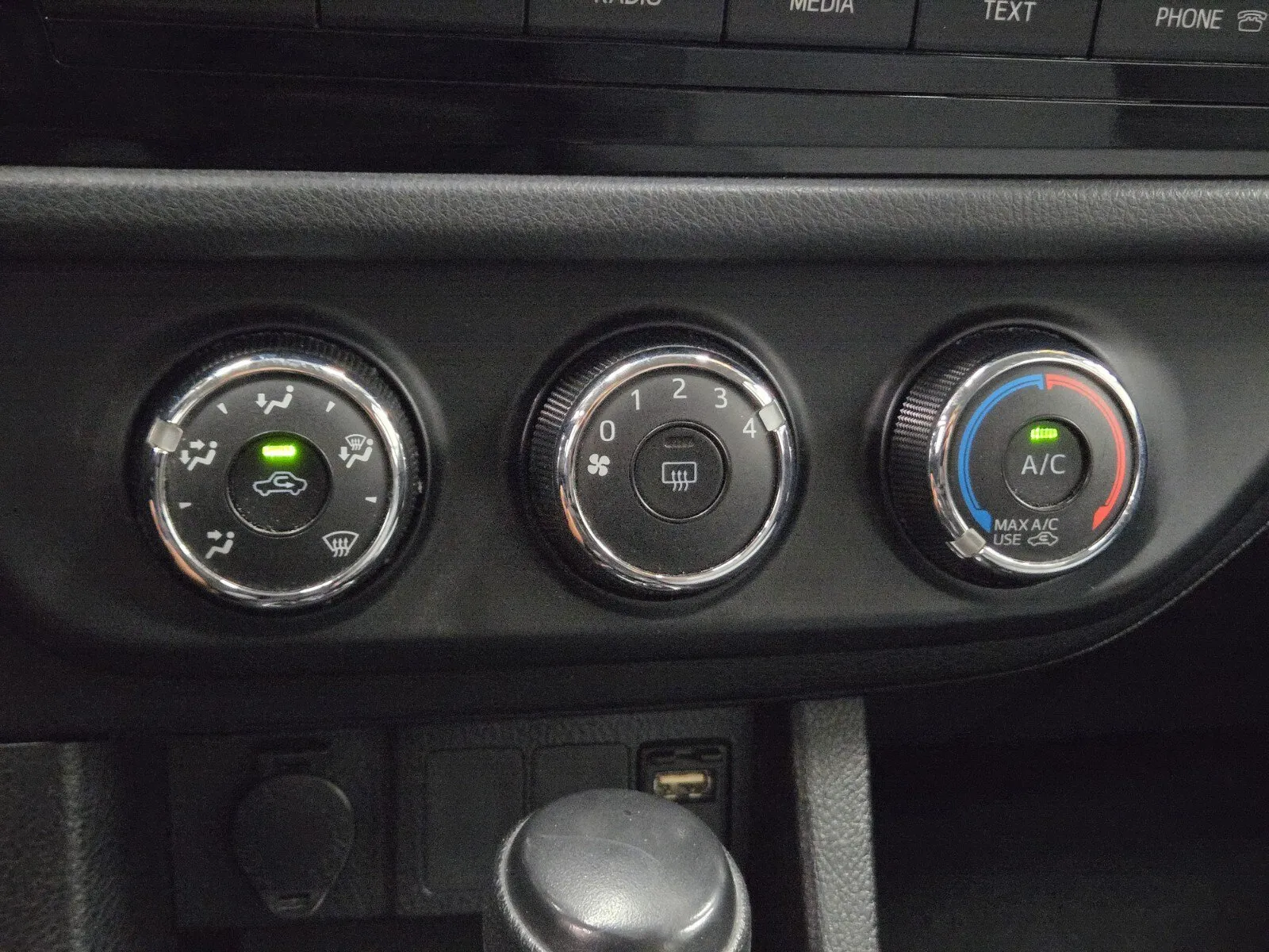 Toyota Corolla photo 18