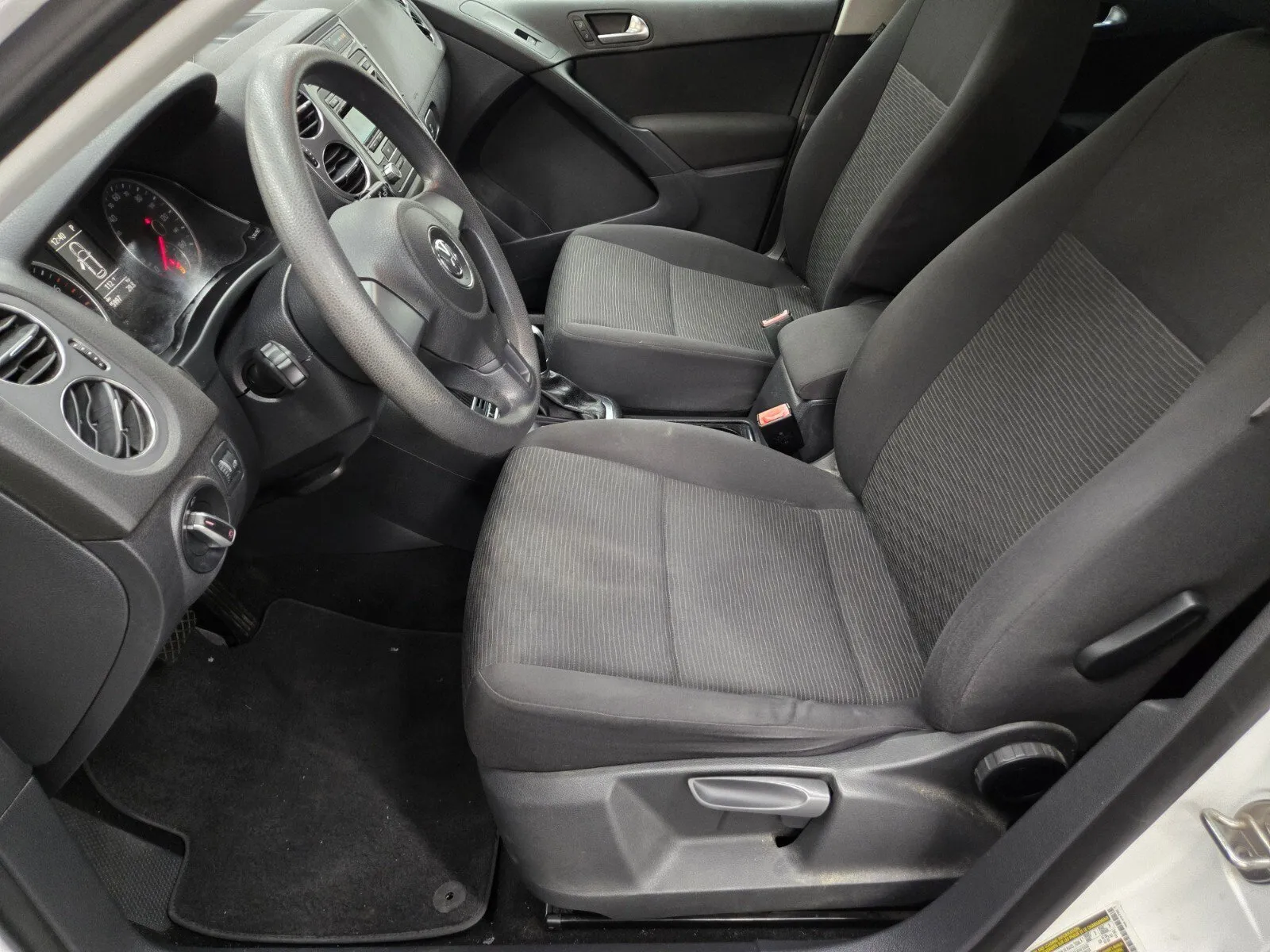 Volkswagen Tiguan photo 7