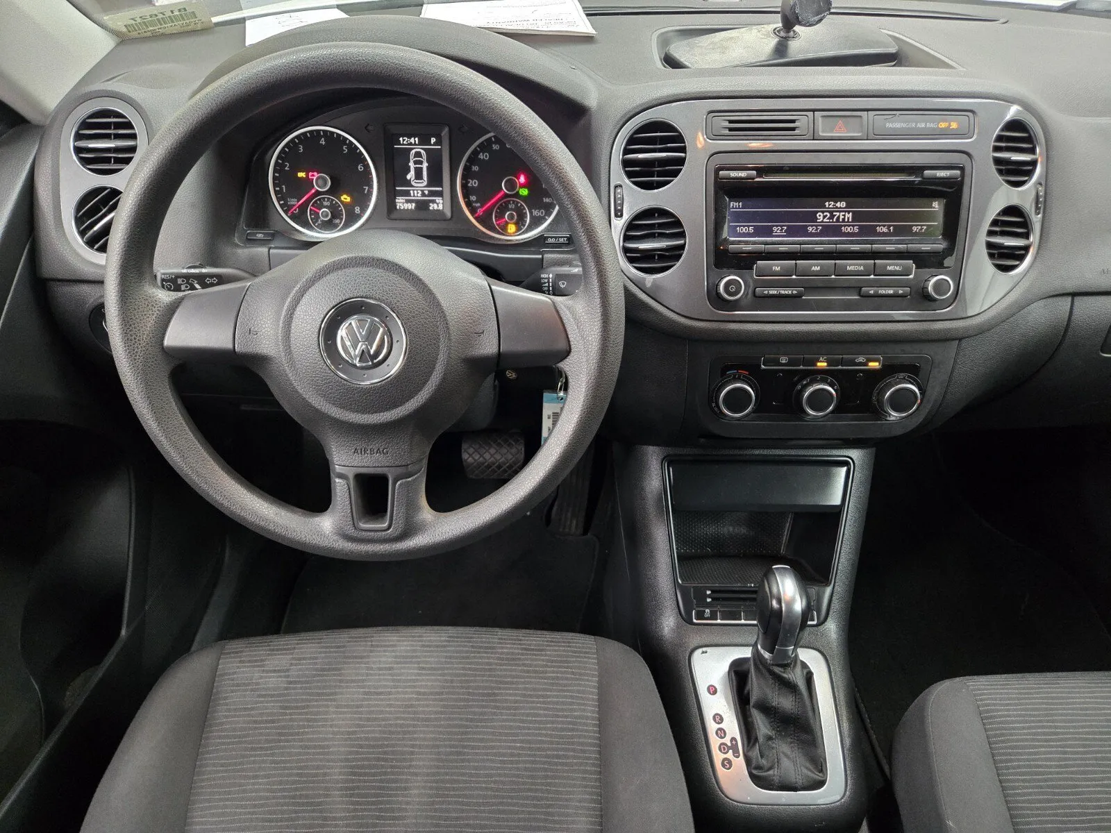 Volkswagen Tiguan photo 9