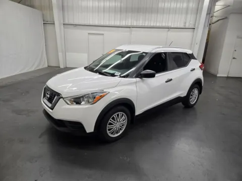 White 2019 Nissan Kicks S for sale in Las Vegas, NV