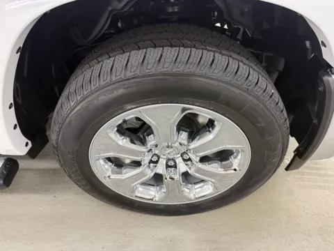 More photos of 2026 Ram 1500 Big Horn at Woody Folsom Chrysler Dodge Jeep Ram of Baxley, GA