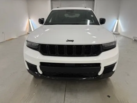 Photos of 2025 Jeep Grand Cherokee L Altitude for sale in Baxley, GA at Woody Folsom Chrysler Dodge Jeep Ram of Baxley