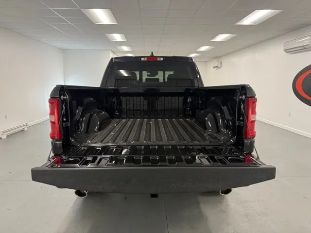 2026 RAM 1500 Laramie - Photo 8