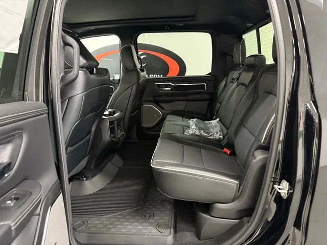 2026 RAM 1500 Laramie - Photo 15