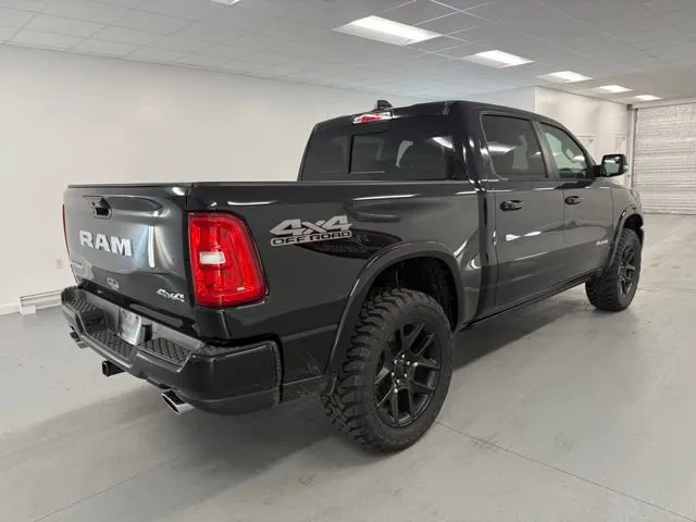 2026 RAM 1500 Laramie - Photo 6