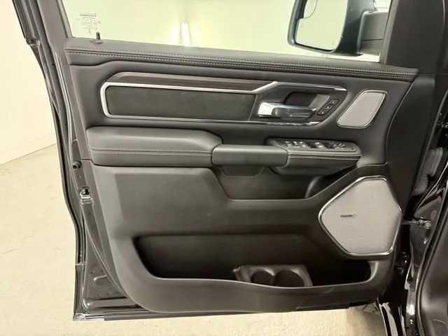 2026 RAM 1500 Laramie - Photo 13