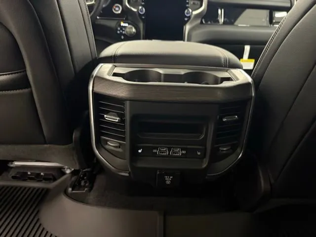 2026 RAM 1500 Laramie - Photo 17