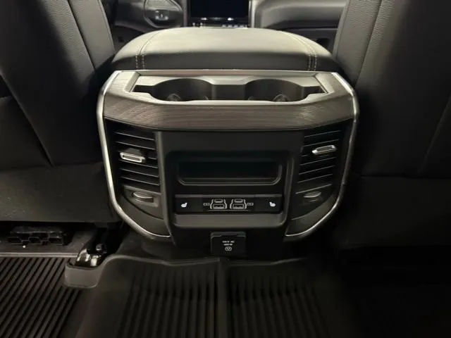 2025 RAM 2500 Laramie - Photo 17