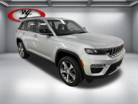 Another view of 2025 Jeep Grand Cherokee Limited for sale in Baxley, GA at Woody Folsom Chrysler Dodge Jeep Ram of Baxley