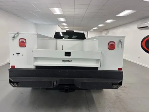 More photos of 2026 Ram 5500 Chassis Cab Tradesman at Woody Folsom Chrysler Dodge Jeep Ram of Baxley, GA
