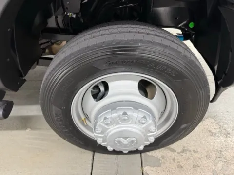 More photos of 2026 Ram 5500 Chassis Cab Tradesman at Woody Folsom Chrysler Dodge Jeep Ram of Baxley, GA