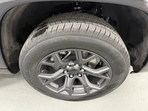 More photos of 2026 Jeep Grand Wagoneer Limited Altitude at Woody Folsom Chrysler Dodge Jeep Ram of Baxley, GA