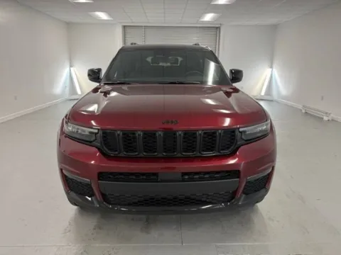 Photos of 2025 Jeep Grand Cherokee L Limited for sale in Baxley, GA at Woody Folsom Chrysler Dodge Jeep Ram of Baxley