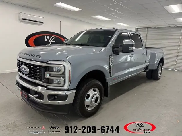 Gray 2024 Ford Super Duty F-350 DRW LARIAT for sale in Baxley, GA
