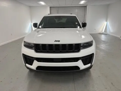 Photos of 2026 Jeep Grand Cherokee Laredo Altitude for sale in Baxley, GA at Woody Folsom Chrysler Dodge Jeep Ram of Baxley