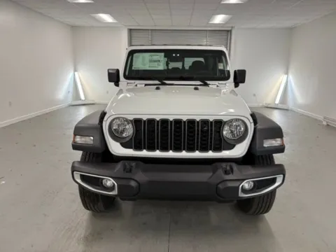 Photos of 2026 Jeep Gladiator Sport for sale in Baxley, GA at Woody Folsom Chrysler Dodge Jeep Ram of Baxley