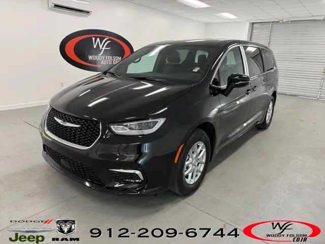 Black 2026 Chrysler Pacifica Select for sale in Baxley, GA