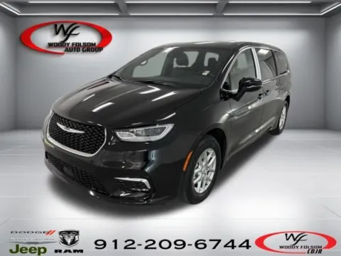 Black 2026 Chrysler Pacifica Select for sale in Baxley, GA