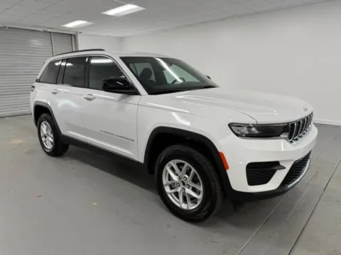 Another view of 2026 Jeep Grand Cherokee Laredo X for sale in Baxley, GA at Woody Folsom Chrysler Dodge Jeep Ram of Baxley