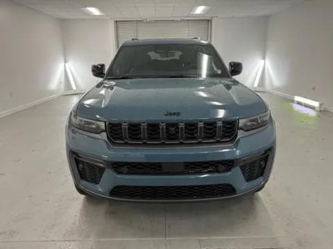 Photos of 2026 Jeep Grand Cherokee L Limited for sale in Baxley, GA at Woody Folsom Chrysler Dodge Jeep Ram of Baxley