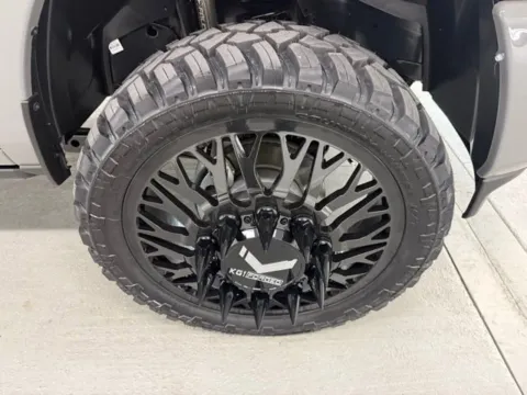 More photos of 2026 Ram 3500 Laramie at Woody Folsom Chrysler Dodge Jeep Ram of Baxley, GA