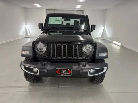 Photos of 2026 Jeep Gladiator Sport for sale in Baxley, GA at Woody Folsom Chrysler Dodge Jeep Ram of Baxley