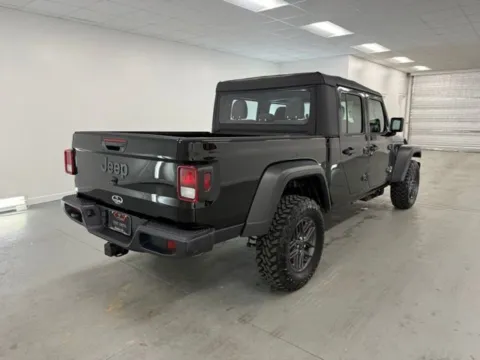 More photos of 2026 Jeep Gladiator Sport at Woody Folsom Chrysler Dodge Jeep Ram of Baxley, GA