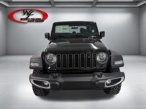 Photos of 2026 Jeep Gladiator Sport for sale in Baxley, GA at Woody Folsom Chrysler Dodge Jeep Ram of Baxley