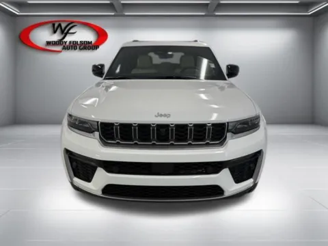 Photos of 2026 Jeep Grand Cherokee Limited for sale in Baxley, GA at Woody Folsom Chrysler Dodge Jeep Ram of Baxley