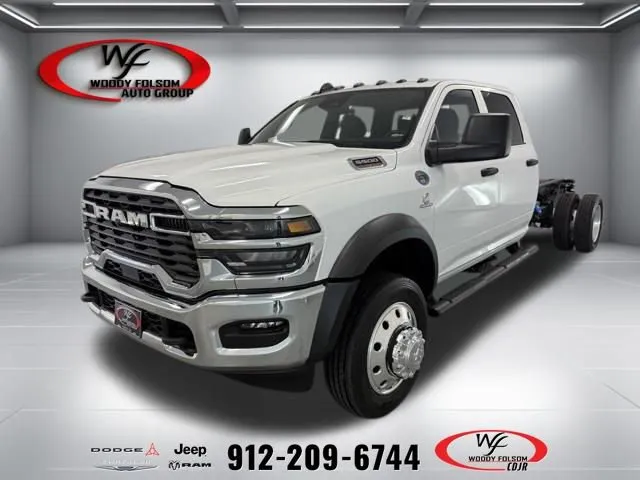 2026 RAM 5500 Big Horn 4X4 Crew Cab DRW 197" WB's photo