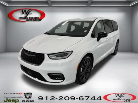 White 2026 Chrysler Pacifica Select for sale in Baxley, GA