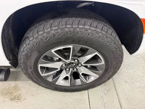 More photos of 2024 Chevrolet Tahoe Z71 at Woody Folsom Chrysler Dodge Jeep Ram of Baxley, GA