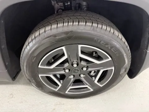 More photos of 2026 Jeep Cherokee Limited at Woody Folsom Chrysler Dodge Jeep Ram of Baxley, GA