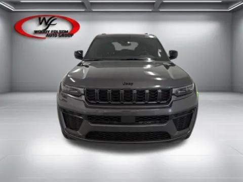 Photos of 2026 Jeep Grand Cherokee Laredo Altitude for sale in Baxley, GA at Woody Folsom Chrysler Dodge Jeep Ram of Baxley