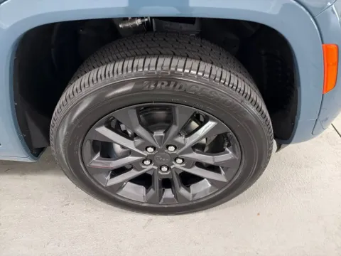 More photos of 2026 Jeep Grand Cherokee Limited Reserve at Woody Folsom Chrysler Dodge Jeep Ram of Baxley, GA