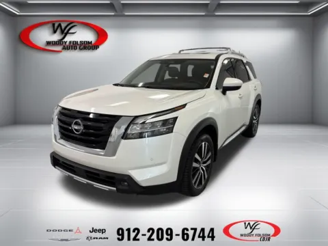 White 2023 Nissan Pathfinder Platinum for sale in Baxley, GA