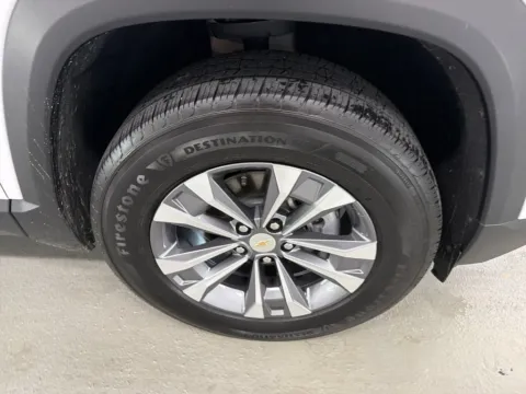 More photos of 2025 Chevrolet Equinox FWD LT at Woody Folsom Chrysler Dodge Jeep Ram of Baxley, GA